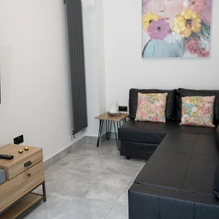 Luxury London Garden Home Sleep 7, 2 Mins To Metro Eksteriør billede