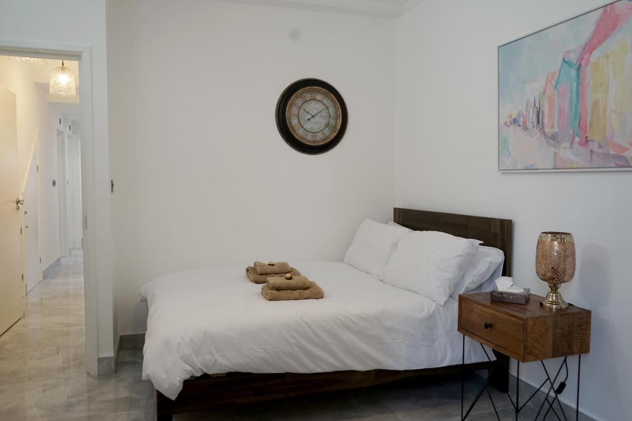 Luxury London Garden Home Sleep 7, 2 Mins To Metro Eksteriør billede